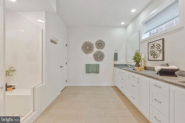 11724 Paysons Way, Townhouse with 4 bedrooms, 5 bathrooms and null parking in RESTON VA | Image 27