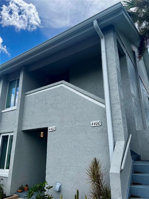70-4-4400 White Pine Ave, ORLANDO, FL, 32811-2912 | Card Image