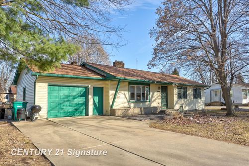 4551 Westfield Ct, Bay City, MI, 48706-2725 | Card Image
