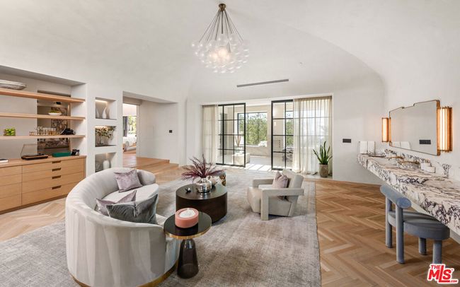 9904 Kip Dr, House other with 10 bedrooms, 22 bathrooms and null parking in Beverly Hills CA | Image 13