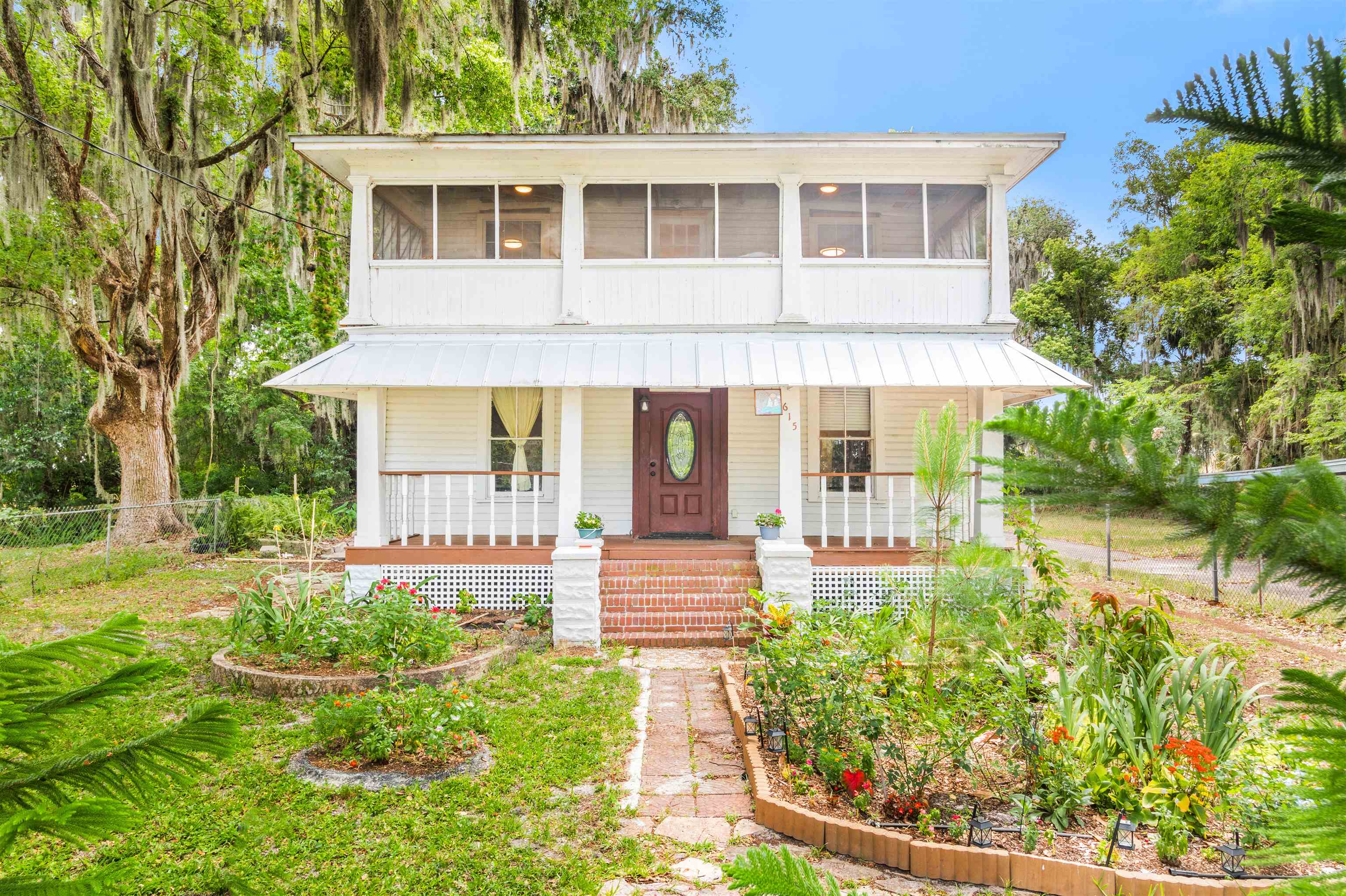 Crill Ave, Palatka, FL 32177
