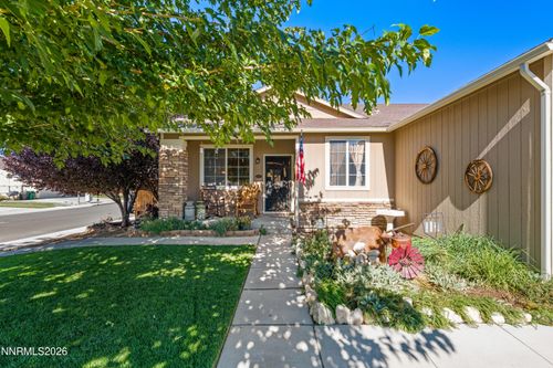 2000 Rawles Dr, Fernley, NV, 89408-9268 | Card Image