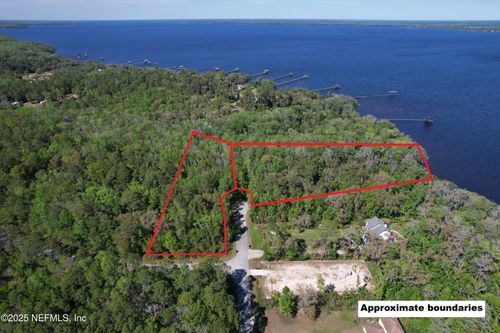 100 Pioneer Trl, Green Cove Springs, FL, 32043-6518 | Card Image