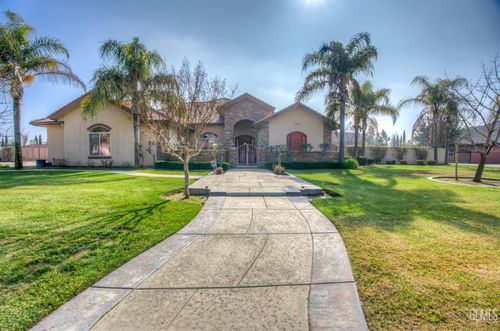 17321 17321 Falling Creek, Bakersfield, CA, 93314 | Card Image