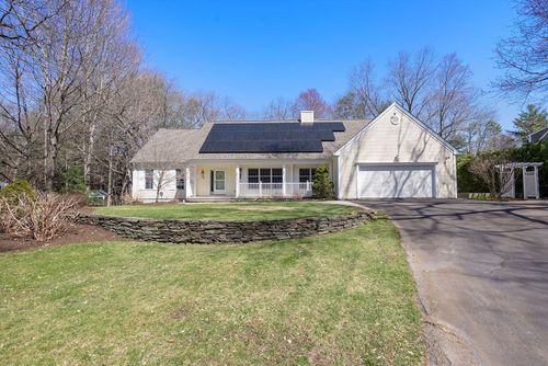70 Salem Rd, Longmeadow, MA, 01106-1624 | Card Image