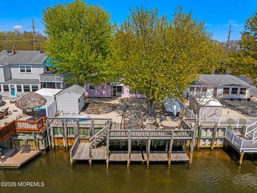895 Beach Haven West Blvd, MANAHAWKIN, NJ, 08050-3811 | Card Image