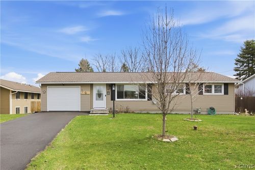 105 Clark Ln, Camillus, NY, 13031-2303 | Card Image