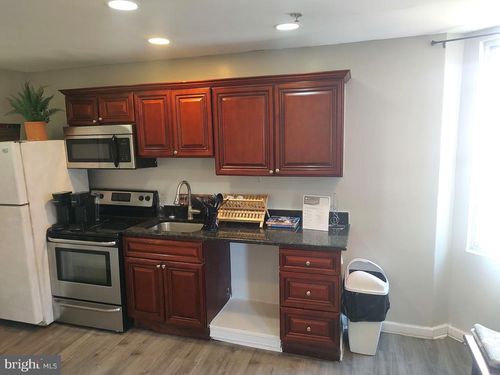 unit-2-2144 N 18th Street, PHILADELPHIA, PA, 19121 | Card Image
