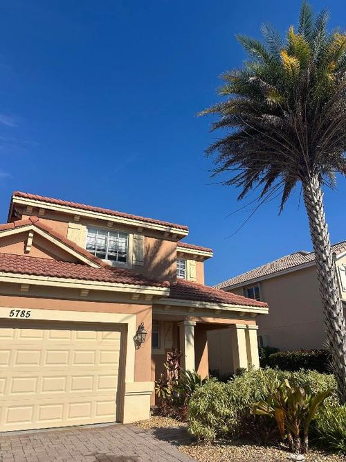 5785 Se Crooked Oak Ave, Hobe Sound, FL, 33455-8310 | Card Image