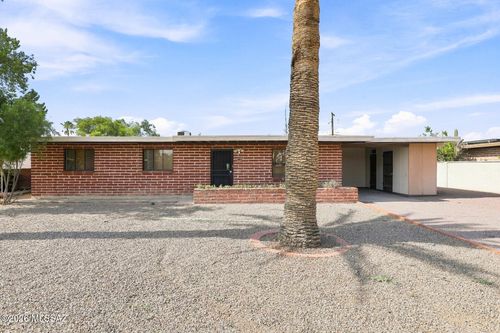 6725 E Calle Mercurio, Tucson, AZ, 85710 | Card Image