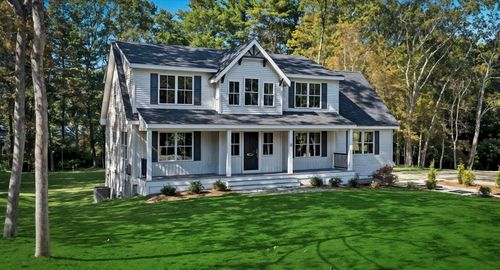 8 Mansion Dr, Topsfield, MA, 01983-1110 | Card Image