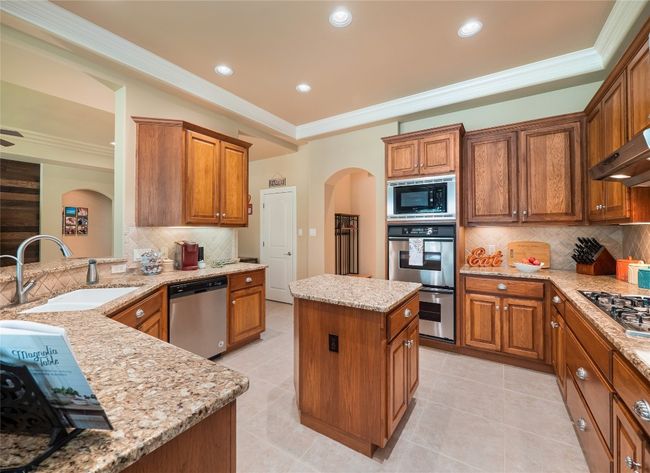 104 E Rustle Cv, House other with 4 bedrooms, 4 bathrooms and 3 parking in Georgetown TX | Image 12
