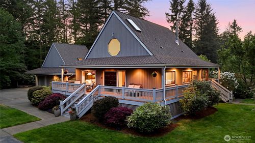 18926 Ne 127th St, Redmond, WA, 98052-2345 | Card Image