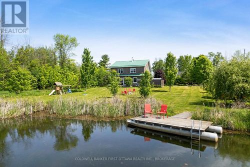 317 Coutts Bay Rd, Perth, ON, K7H3C7 | Card Image