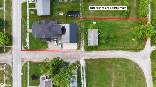105 N Main, Blakesburg, IA, 52536 | Card Image