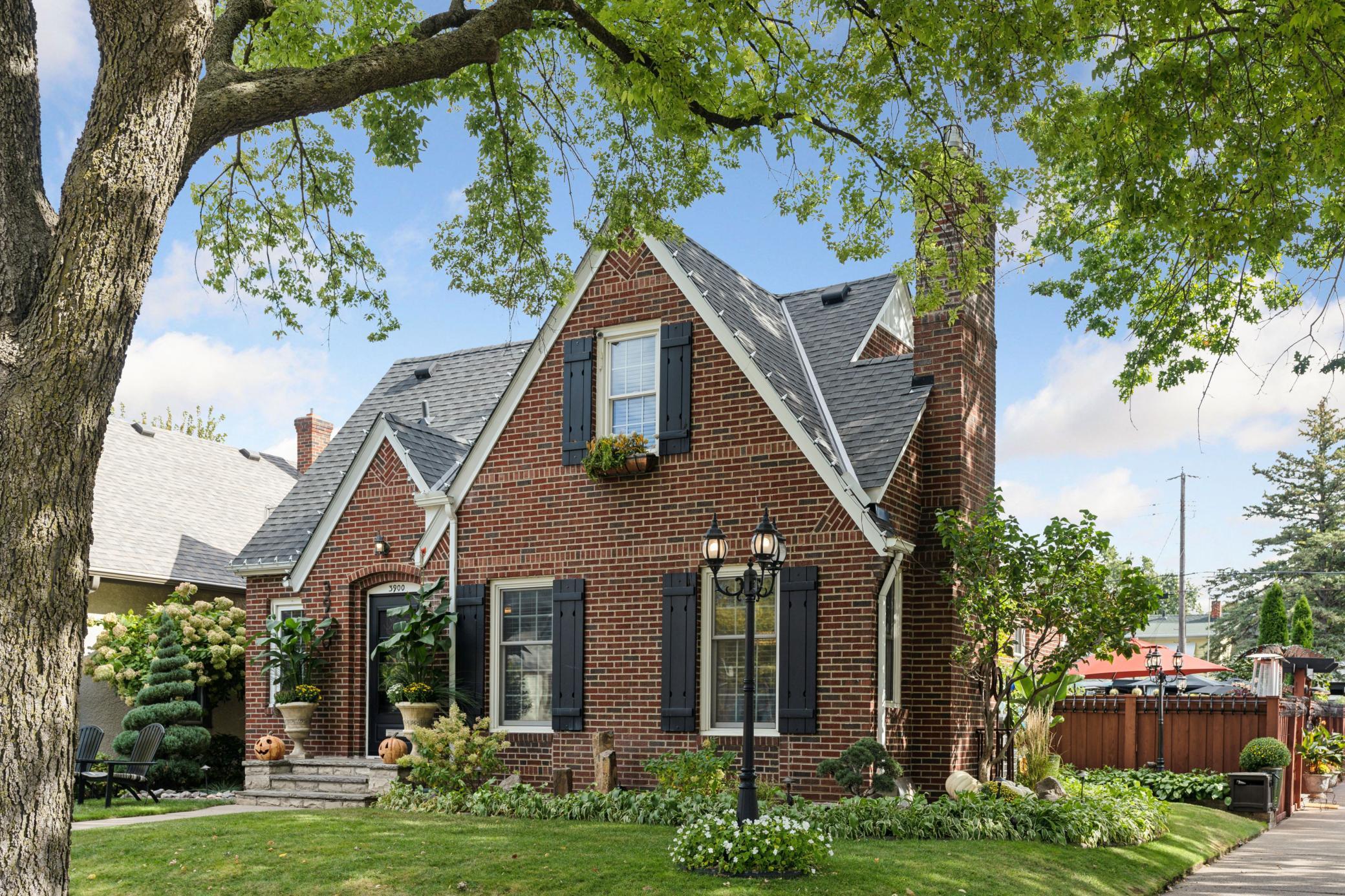 Washburn Ave, Minneapolis, MN 55412