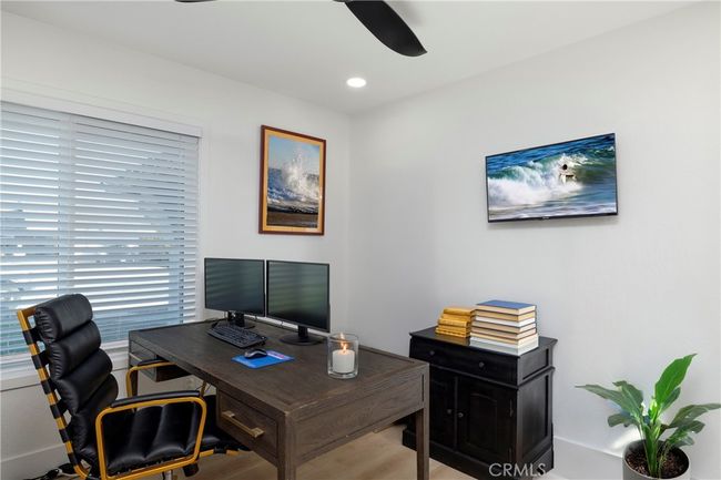 21091 Inferno Ln, House other with 5 bedrooms, 4 bathrooms and 4 parking in Huntington Beach CA | Image 13