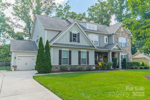 6417 Loyola Ct, Mint Hill, NC, 28227-5585 | Card Image