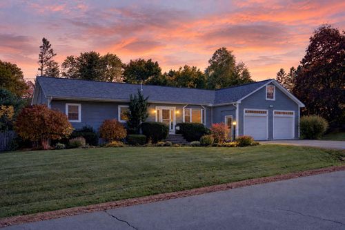 15 Coolidge Avenue, Hampden, ME, 04444 | Card Image