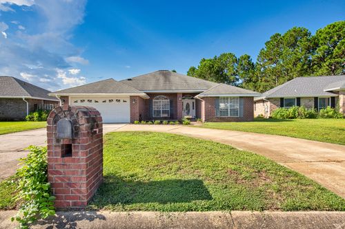9912 Parker Lake Cir, Navarre, FL, 32566-4803 | Card Image