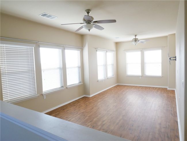 10020 Pinnacle Crest Loop, House other with 3 bedrooms, 3 bathrooms and 4 parking in Austin TX | Image 19