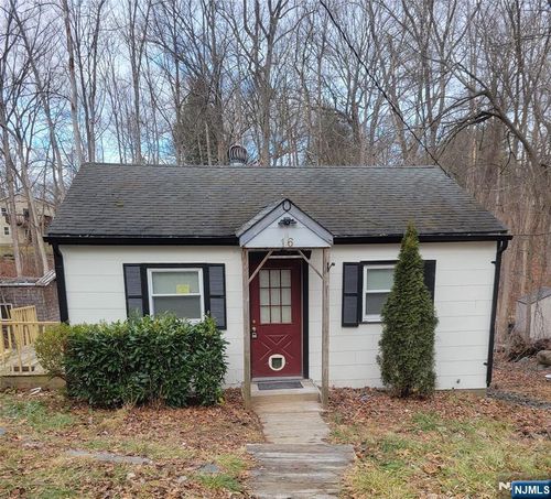 16 Beech Court, Ringwood, NJ, 07456 | Card Image