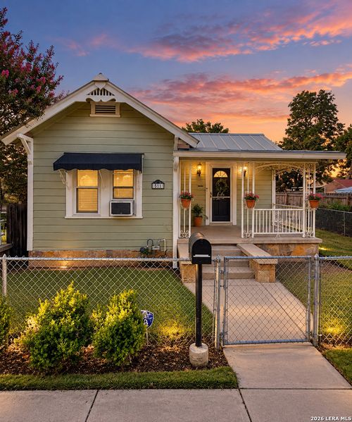 511 Torreon St, San Antonio, TX, 78207-5454 | Card Image