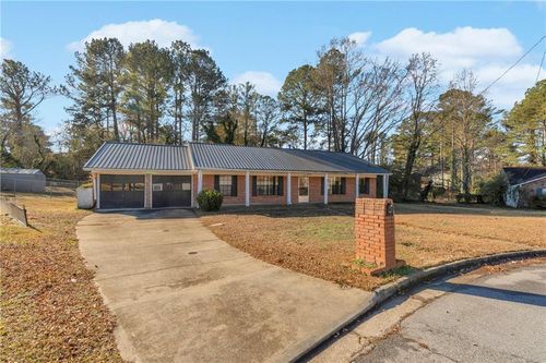 1999 Sewing Cir, lithonia, GA, 30058-5428 | Card Image