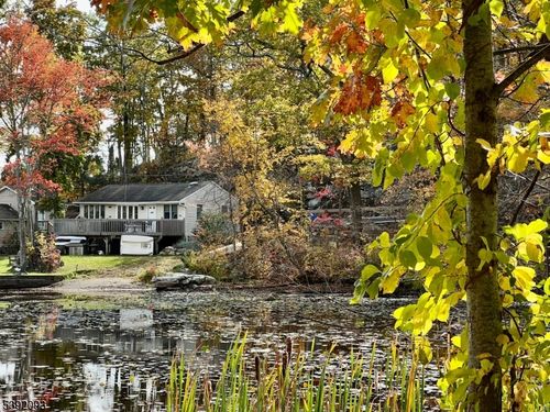 2 Hilltop Rd, Andover, NJ, 07821-2936 | Card Image