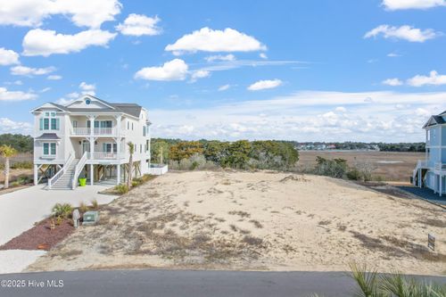 1037 Tide Ridge Dr, Holden Beach, NC, 28462-1727 | Card Image