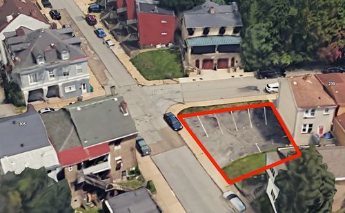 239 W Sycamore St, Mt Washington, PA, 15211-1537 | Card Image