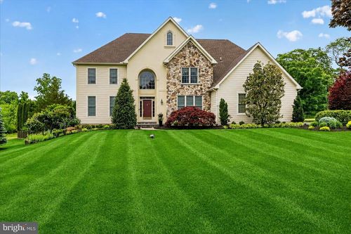 104 Whisper Wood Ct, NEWTOWN, PA, 18940-3637 | Card Image