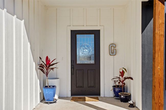 1115 Private Road 8022, House other with 3 bedrooms, 2 bathrooms and 2 parking in Lincoln TX | Image 6