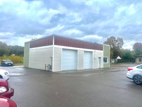 2204 Hastings Ave, Newport, MN, 55055-1509 | Card Image