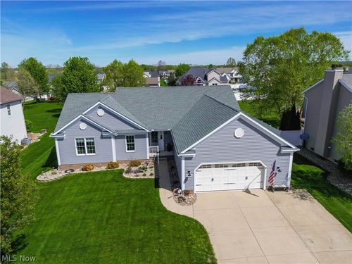 11051 Trenton Rd Nw, Uniontown, OH, 44685-6657 | Card Image