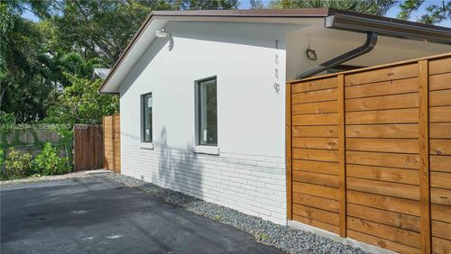 apt-1-1119 W Las Olas Blvd, Fort Lauderdale, FL, 33312-1645 | Card Image