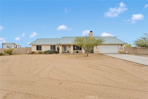 6720 Mono Rd, Phelan, CA, 92371 | Card Image