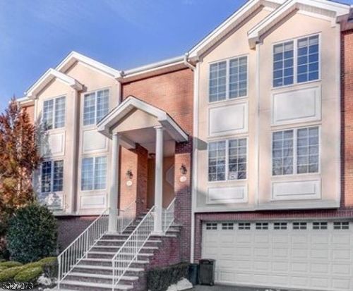 25 Skymark Ct, Upper Saddle River, NJ, 07458-2318 | Card Image