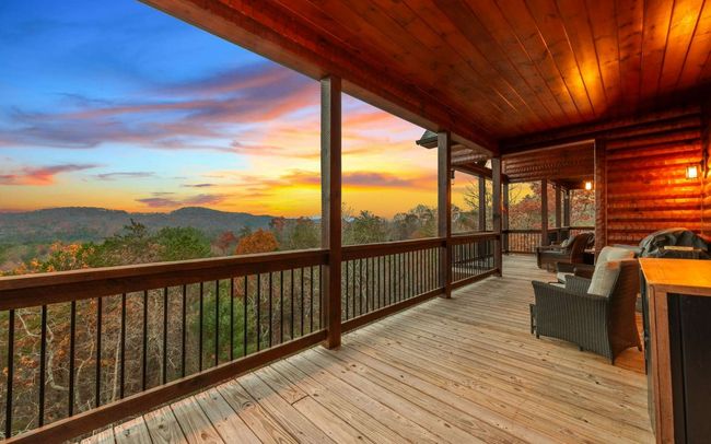 9 Kensington Dr, Home with 3 bedrooms, 3 bathrooms and null parking in Mineral Bluff GA | Image 58