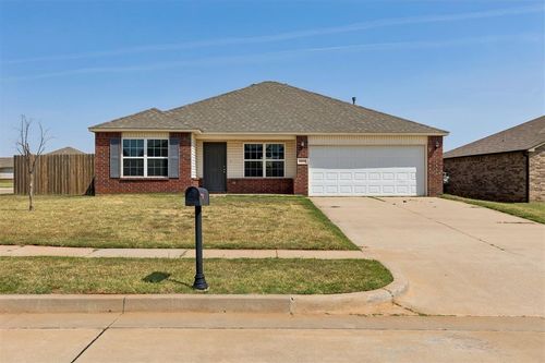 2033 W Autumn Way, Mustang, OK, 73064-6444 | Card Image
