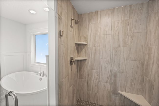 2228 N Green Lee, Home with 5 bedrooms, 4 bathrooms and null parking in Cumming IA | Image 30