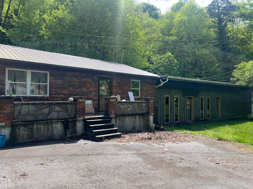 6430 Hoot Owl Hollow Rd, Norton, VA, 24273-4700 | Card Image