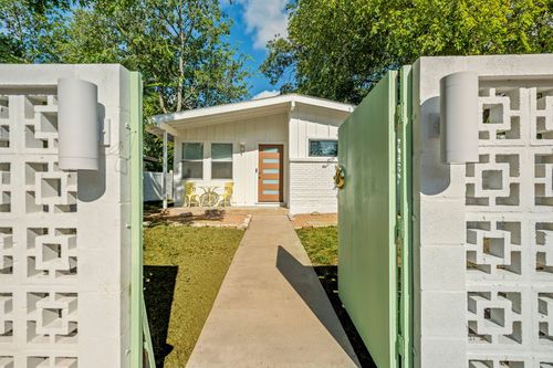 6408 Kenilworth Dr, Austin, TX, 78723-2040 | Card Image