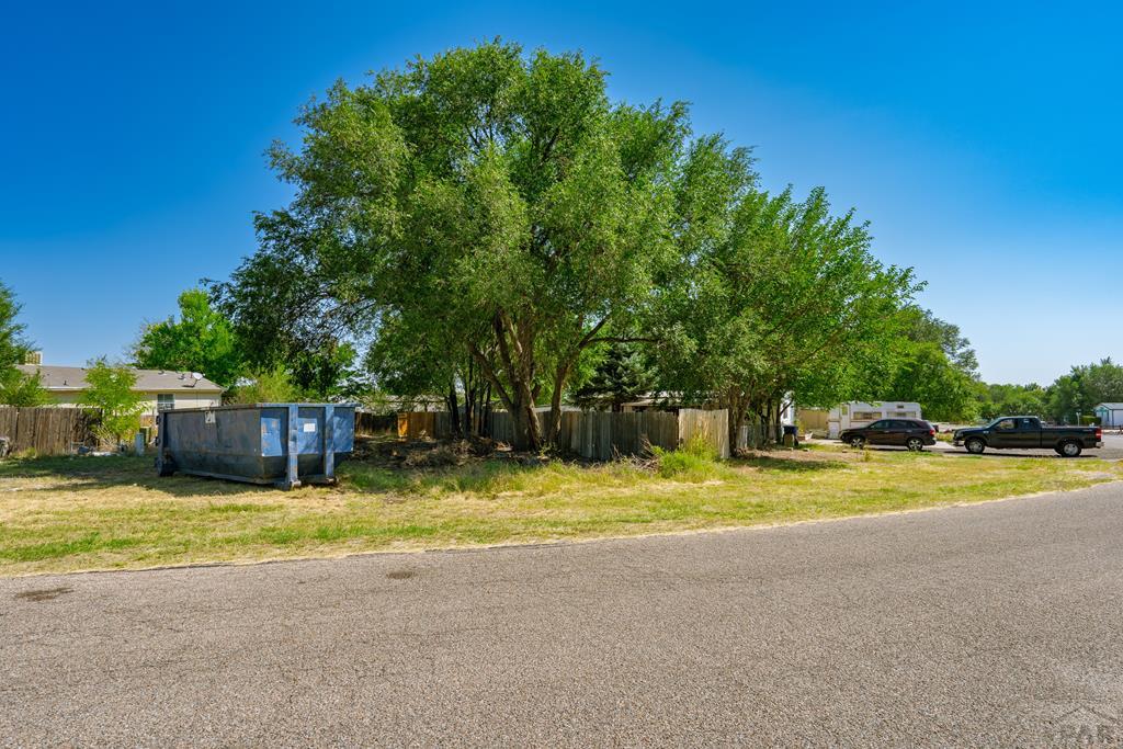 Stewart Dr, Pueblo, CO 81007