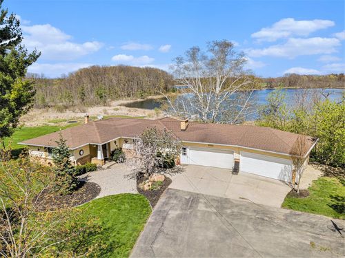 6665 E Lake St, Sand Lake, MI, 49343-9406 | Card Image