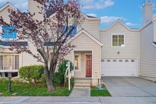 1131 Chen St, San Jose, CA, 95131-3131 | Card Image