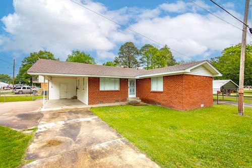 1001 E Homan St, England, AR, 72046-2219 | Card Image