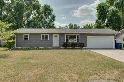 429 Brook Ave, Moorhead, MN, 56560-4906 | Card Image
