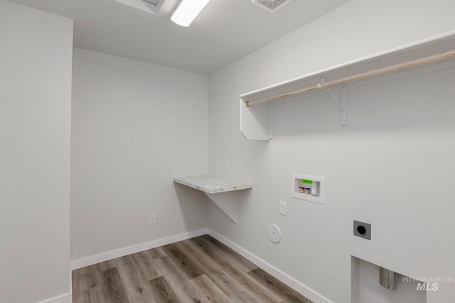 2443 W Opalite Dr, House other with 4 bedrooms, 2 bathrooms and 2 parking in Kuna ID | Image 19