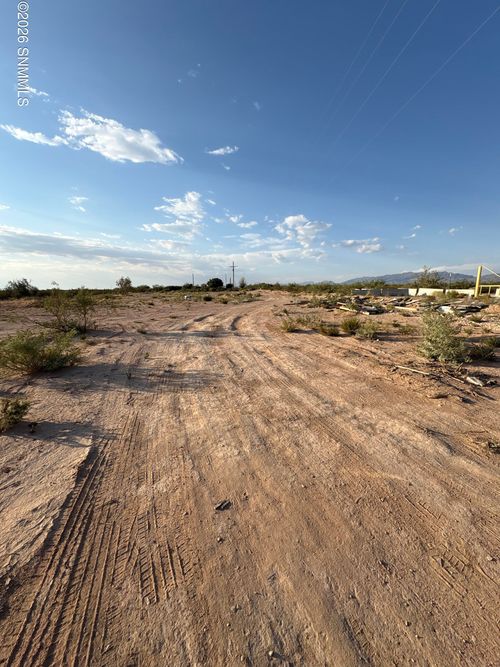 1 Leebarry Lane, Las Cruces, NM, 88012 | Card Image